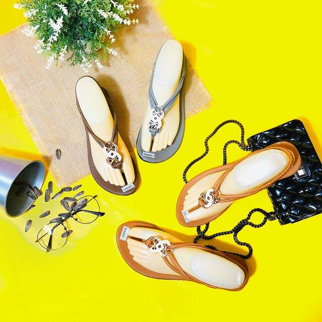 Sandal bangkol wanita best seller