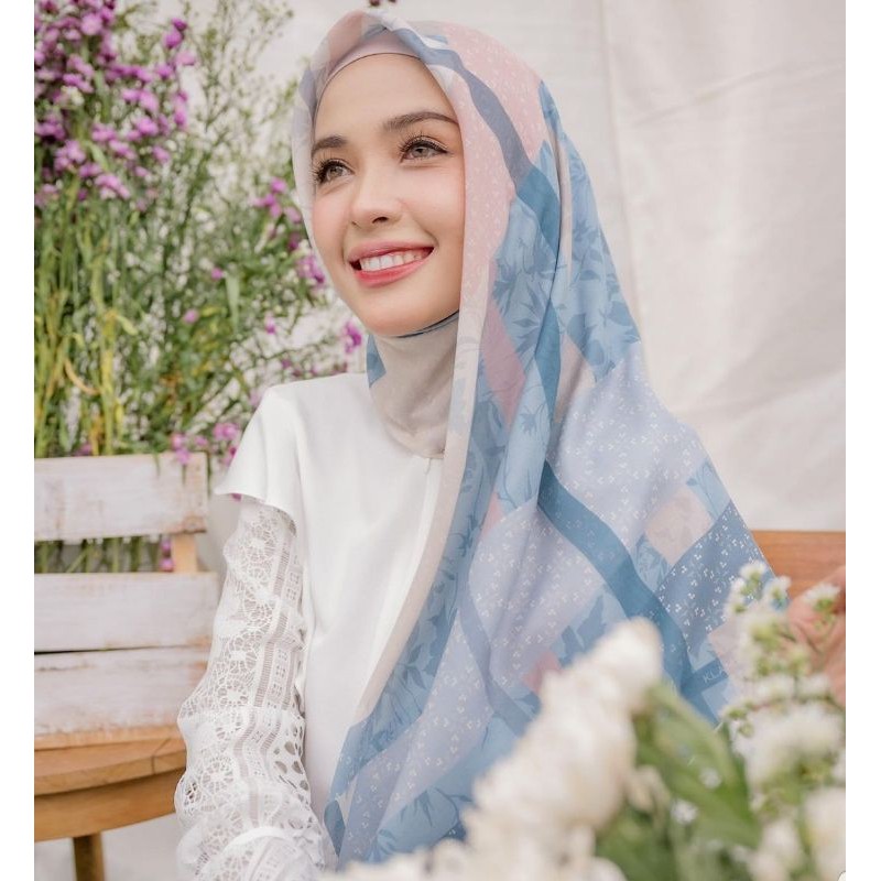 Rachel Scarf by Klamby