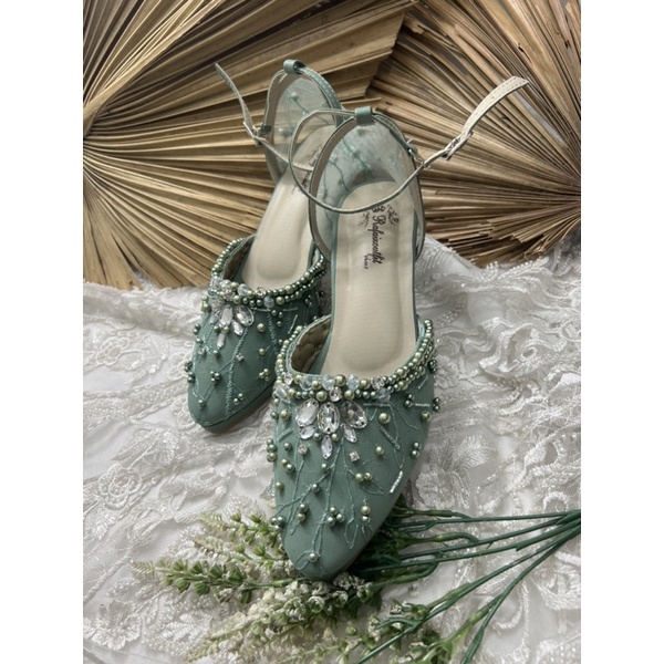 sepatu wanita wedding Zaneta sage green 7cm lancip