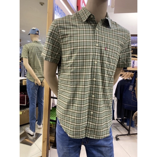 Kemeja Levis