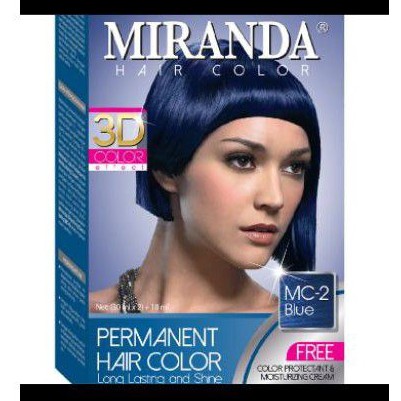 Miranda Cat rambut warna biru