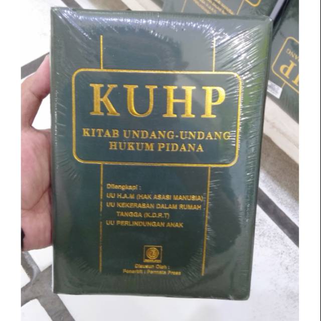 Jual KUHP Kitab Undang - Undang Hukum Pidana | Shopee Indonesia