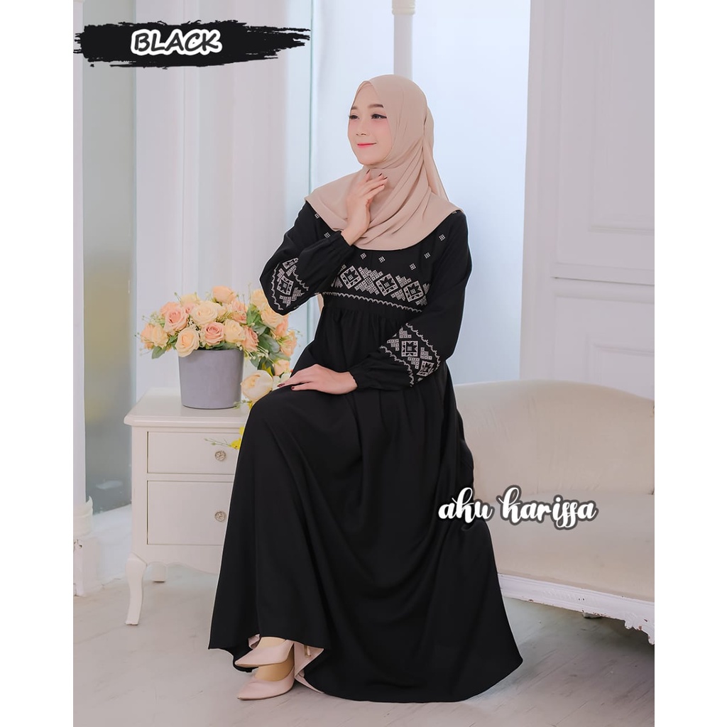 DZIFA DRESS GAMIS AKU KARISSA-HITAM