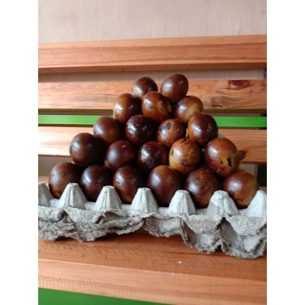 

TELUR ASIN PANGGANG OLEH-OLEH BREBES( isi 10)
