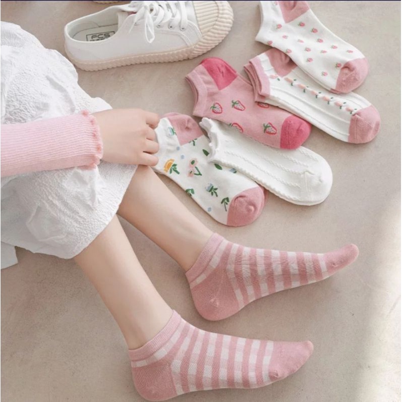 [UNIK88] Kaos Kaki Wanita Fashion Motif Strawberry Bunga Kaoskaki Pendek Semata Kaki Korea Import