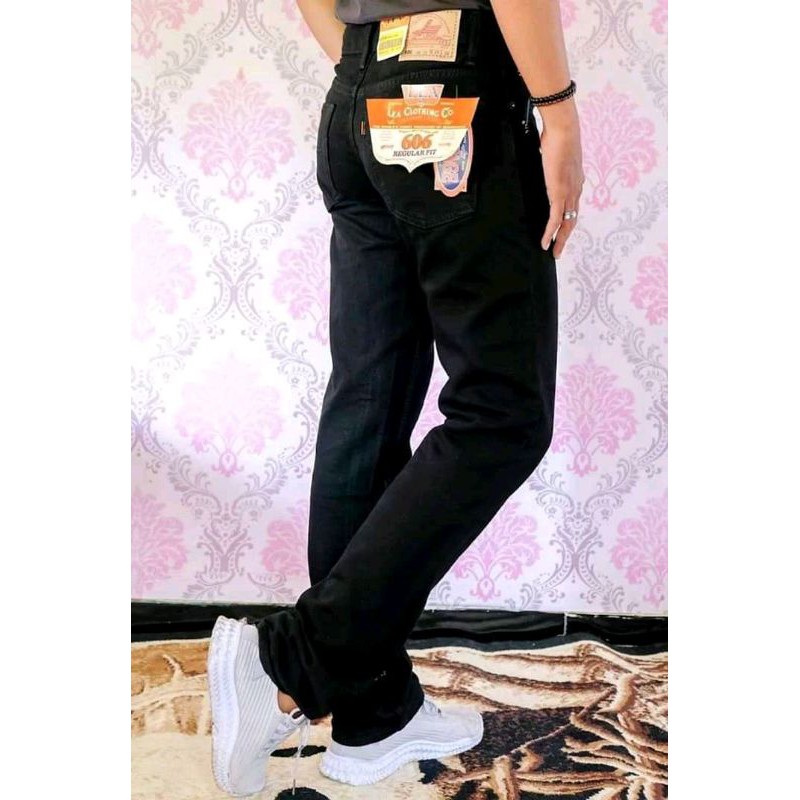 Celana Jeans LEA 606 Original Reguler Fit  Straight Fit