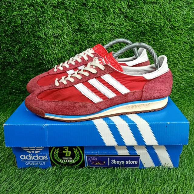 Adidas superlight 72
