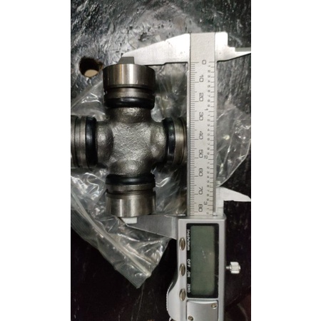 joint as roda depan Jeep wrangler JK