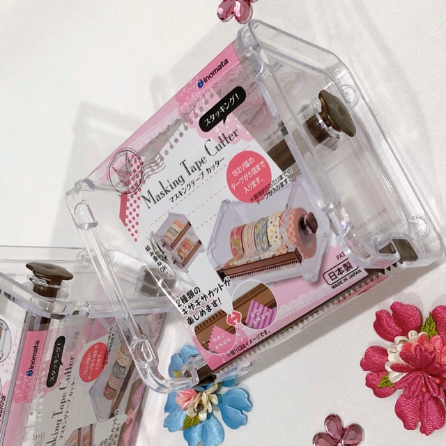 

Tape cutter