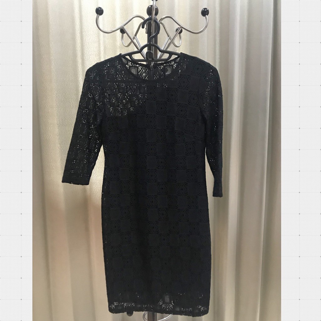 [PRELOVED] Dress Hitam Brokat