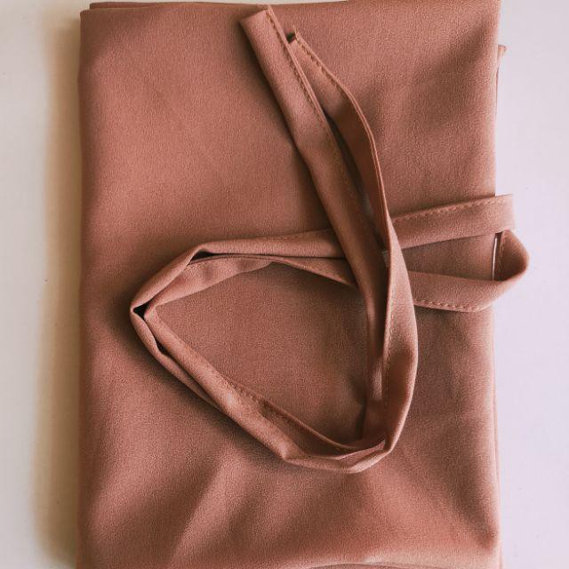 Bergo maryam premium diamond / Hijab Instan bergo maryam tali nonpet-Mocca