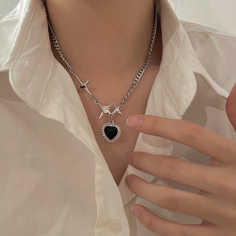 YEEZII Kalung Rantai Liontin Hati Warna Silver Untuk Wanita