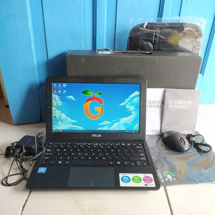 Asus E202S Fullset Lengkap Hitam RAM 4GB SSD 120GB Windows 10 Notebook Netbook Second Bekas Murah