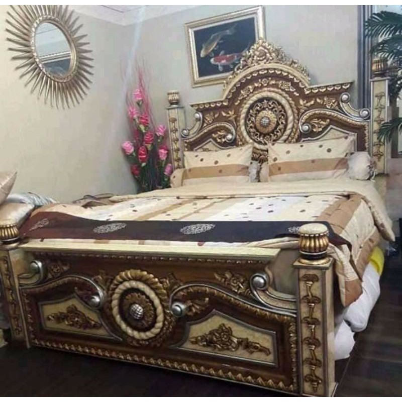 DIPAN RANJANG GONG MINIMALIS UKIR KAYU JATI