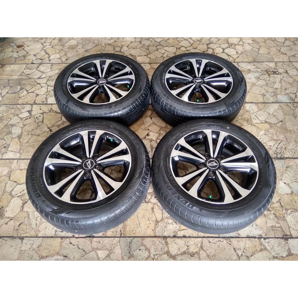 Velg Bekas Original Standar Mobil New terios Ring 17 Lebar 6,5 pcd 5x114 + Ban Dunlop 215 60 R17 Bua