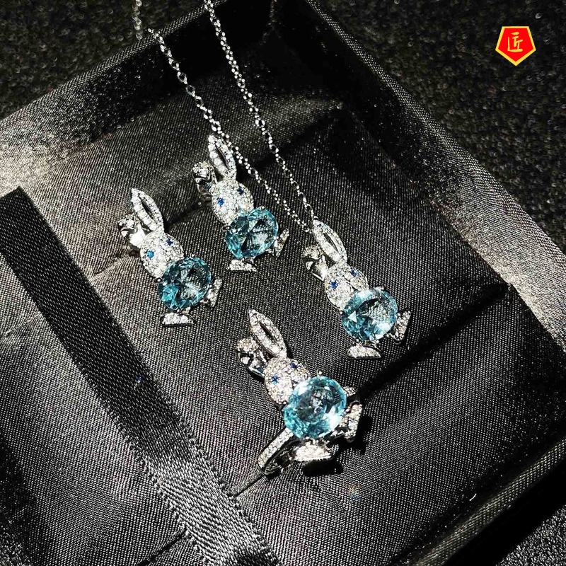 [Ready Stock]Micro-Inlaid Diamond Cute Rabbit Stud Earrings Topaz Pendant Suit