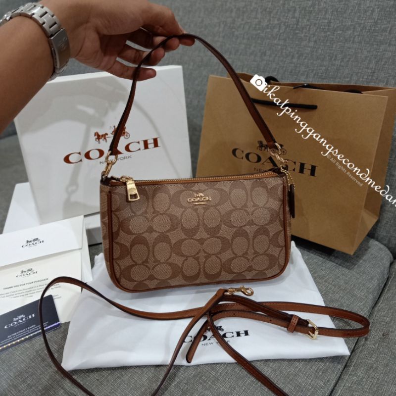tas Coach leather