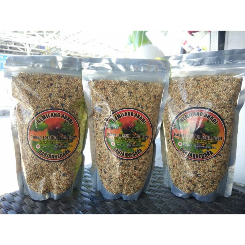 PAKAN LOVEBIRD GEMILANG ABADI