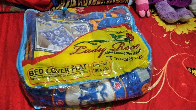 Gunakan Anteraja 2 Kg Bedcover Bonita Flat Kansas 180x200