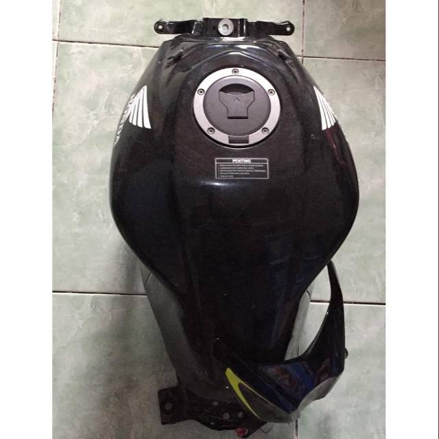 Tangki Tengki Tenk Tank Hitam New CBR 150 R 150R CBR150 NCBR CBR150R Facelift LED Baru Terbaru K45G 