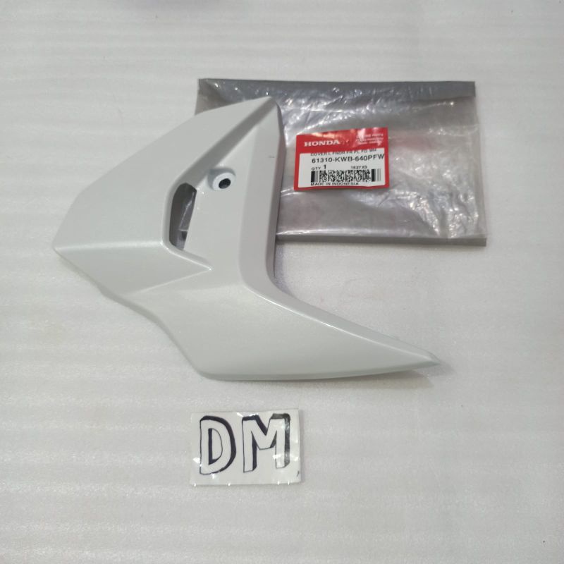 cover kupingan sayap spakbor slebor selebor kiri Blade lama 61310-KWB-640PFW warna putih asli origin