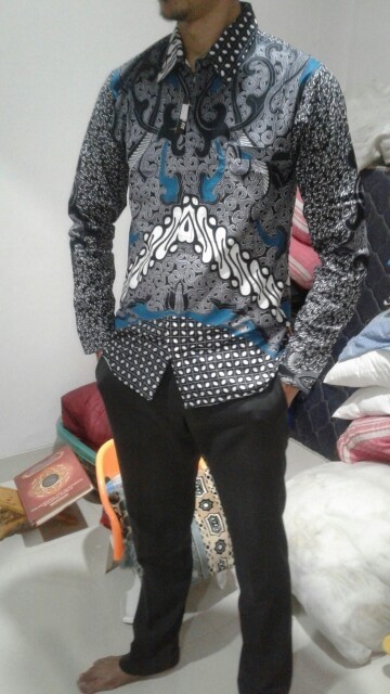 Batik Pria Lengan Panjang Slimfit Modern Batik Slimfit Pria