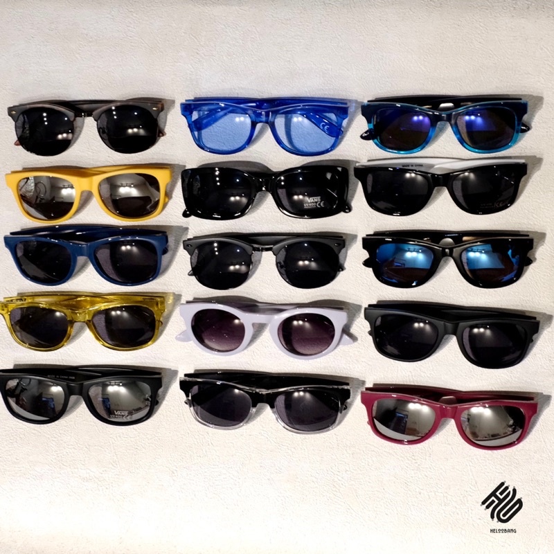 VANS SUNGLASSES 4SHADE UV CLASSIC (KACAMATA VANS)