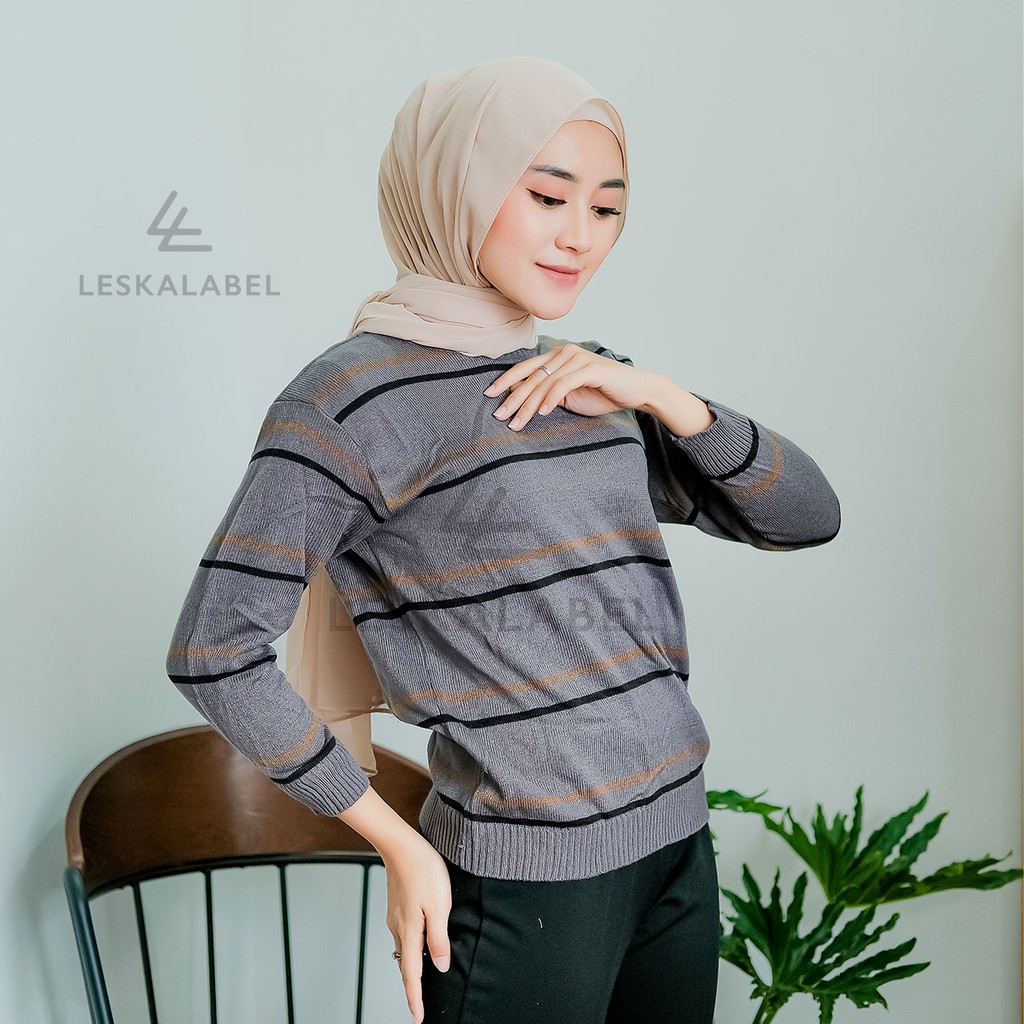 Sweater Rajut Wanita Korea Moura Outer Cewek Salur Garis