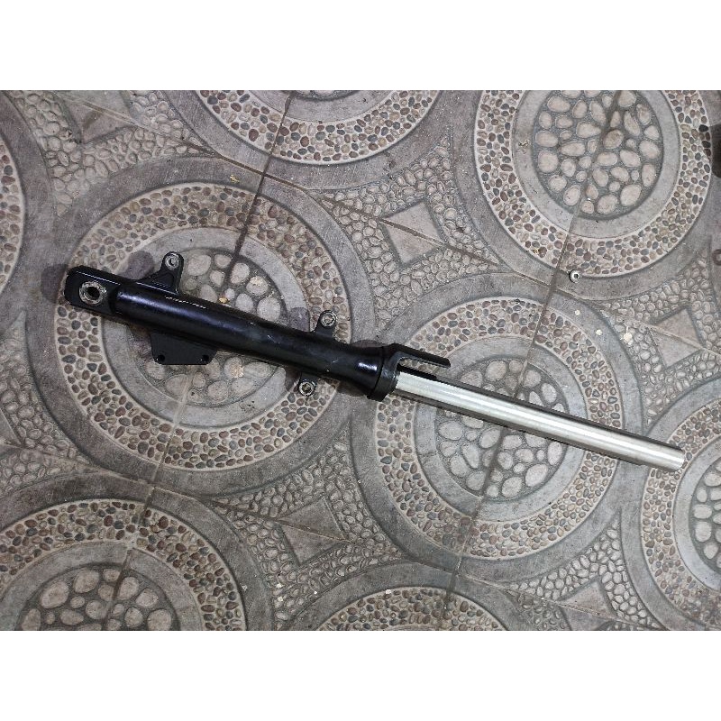 tabung bottom ass as shock kiri buat dobel disc  kawasaki ninja 250 r karbu 250cc 4tak 250r ninbu or