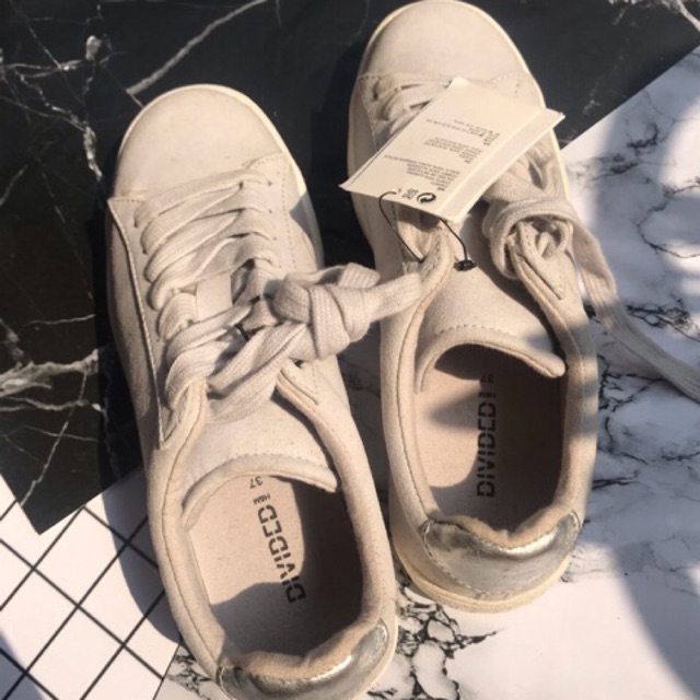 SALE JUAL CEPAT SEPATU SNEAKERS H&M DIVIDED BARU