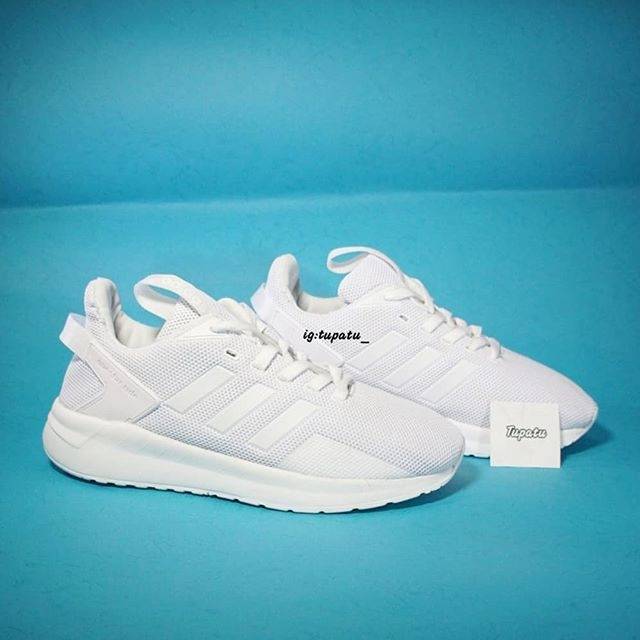 Sepatu Adidas Neo Questar Putih