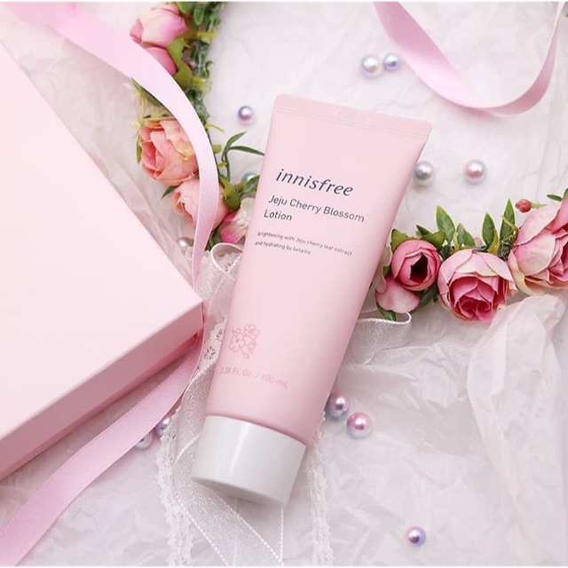 INNISFREE Jeju Cherry Blossom Lotion