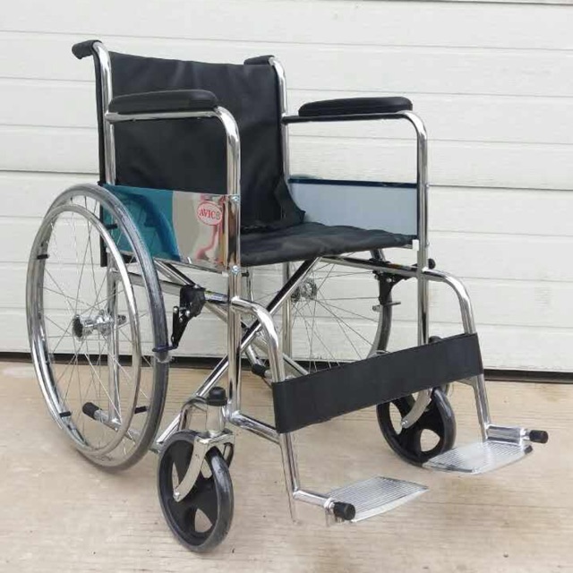 Kursi Roda Standar    Kursi Roda Standar RS