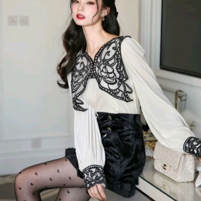 8505 Baju atasan blouse EMBROIDERED bordir hitam  top Korean style lengan panjang putih wanita impor