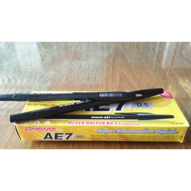 

Pen Standard AE-7 Hitam/kotak