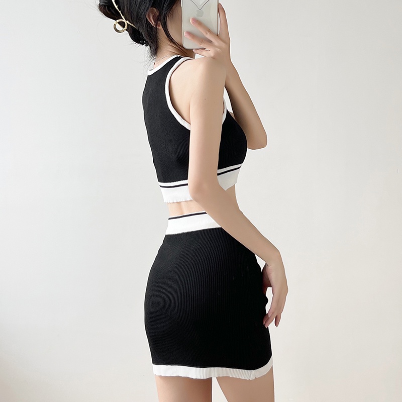 【Elegant】Korean  Ribbed Knitted Sleeveless Crop Top &amp; Skirts Sets 7474