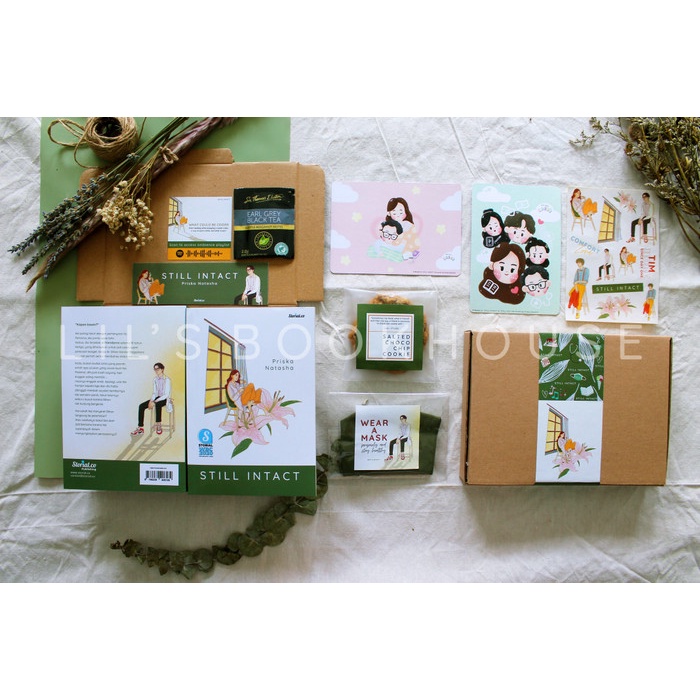 

MUST HAVE!! STILL INTACT BOOK HAMPERS FIVE SENSES BOX (PRE-ORDER) TERLARIS