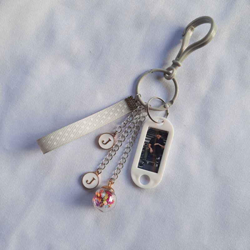 Gantungan Kunci Custom Foto Tagcharm Keyring Keychain Huruf Enamel