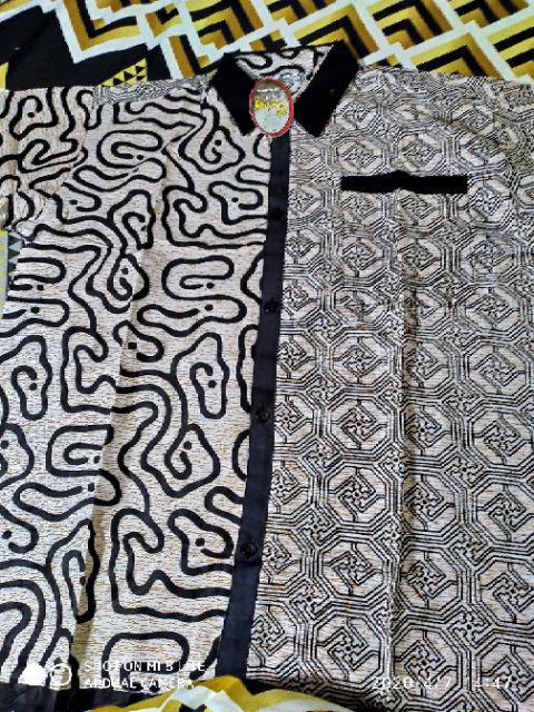 Kemeja Batik Pria Modern Motif Cacing
