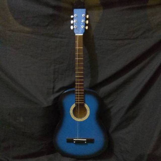 Gitar akustik Yamaha new