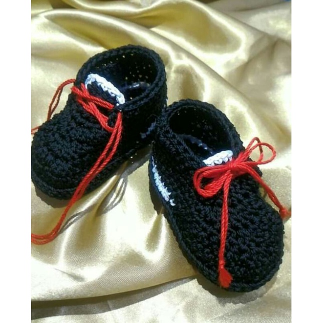 Sepatu rajut / sepatu bayi / sepatu rajut bayi
