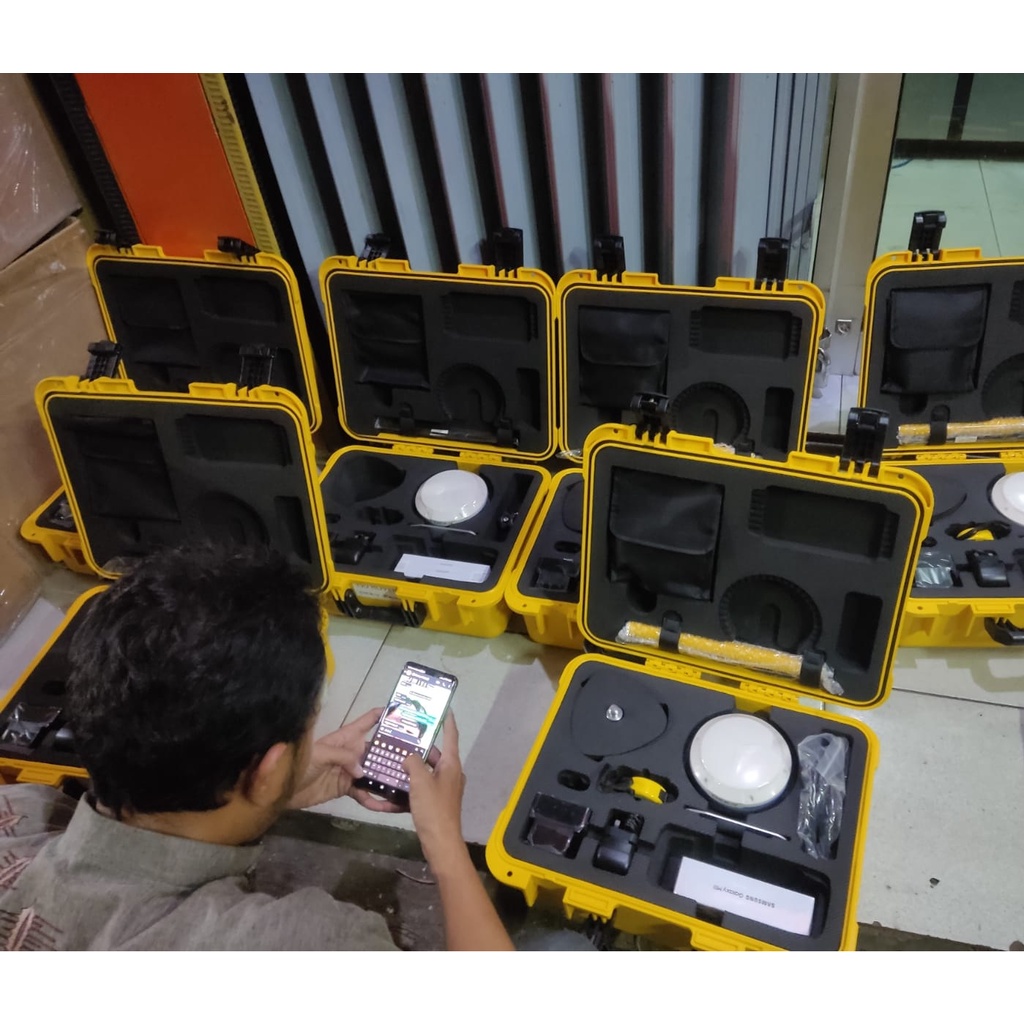 GPS GEODETIK CHCNAV i50 RTK GNSS CHC i50 complit  HCE320