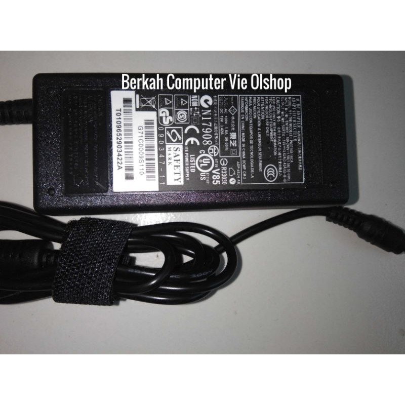 Adaptor Chargher Original lifebook A572/E 19V-3.42A