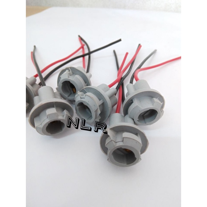 SOKET LAMPU SEN MOTOR T10