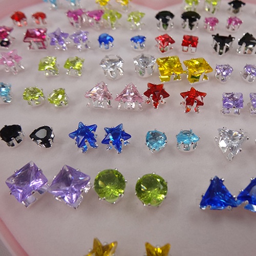 Hu Hu Hu Hu Hu Alat Bantu Pasang Kacamata♡ 72pcs Anting Tusuk Wanita Bentuk Hati / Bintang / Bulat / Kotak