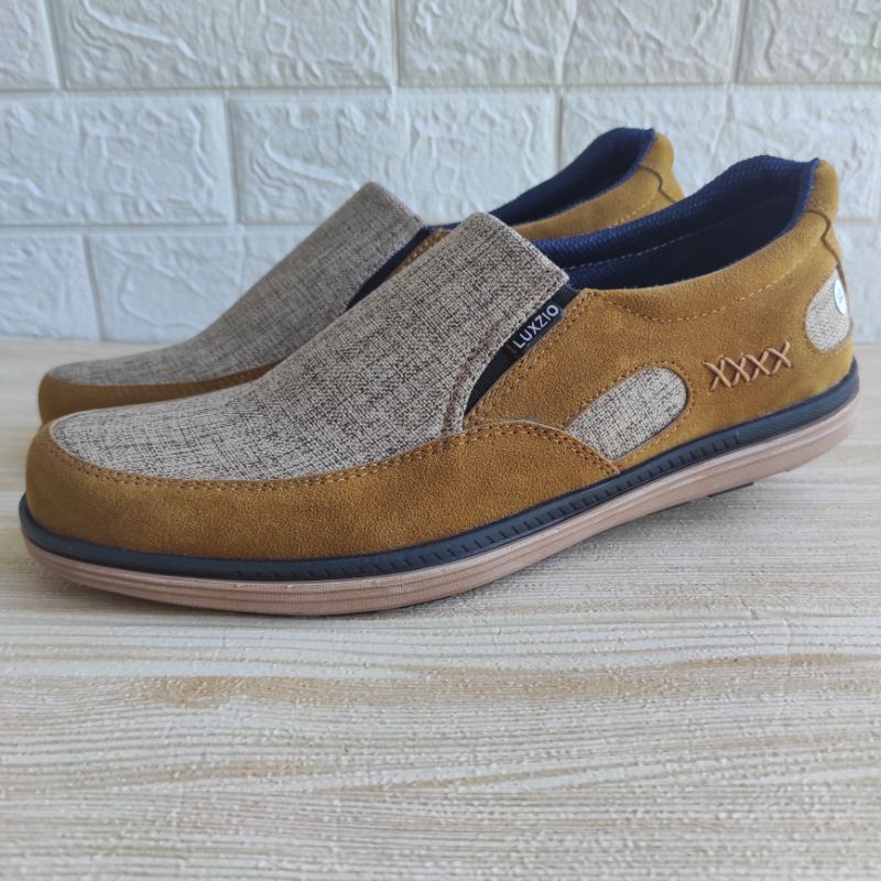 Sepatu Pria Kulit Suede Slip On Kasual Sintetis Premium Sol Karet Original Import