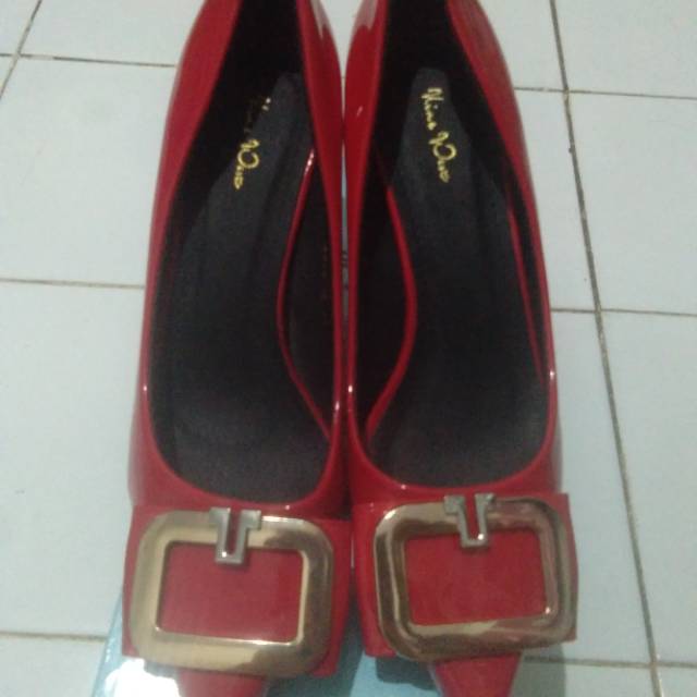 Sepatu nine west import