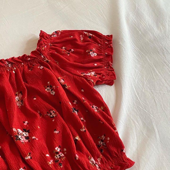 HnM floral off-shoulder red top