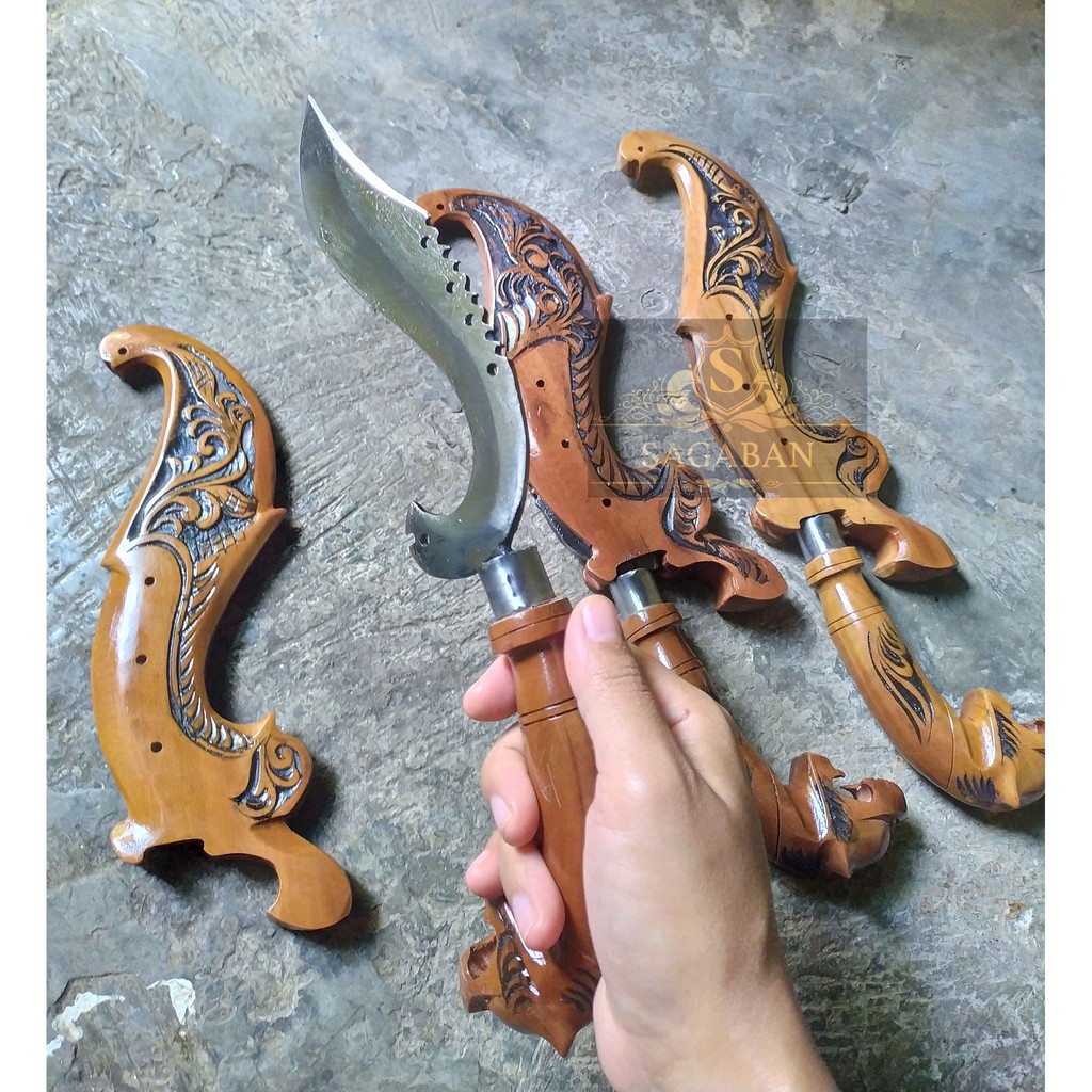 kujang bahan baja gagang macan besar