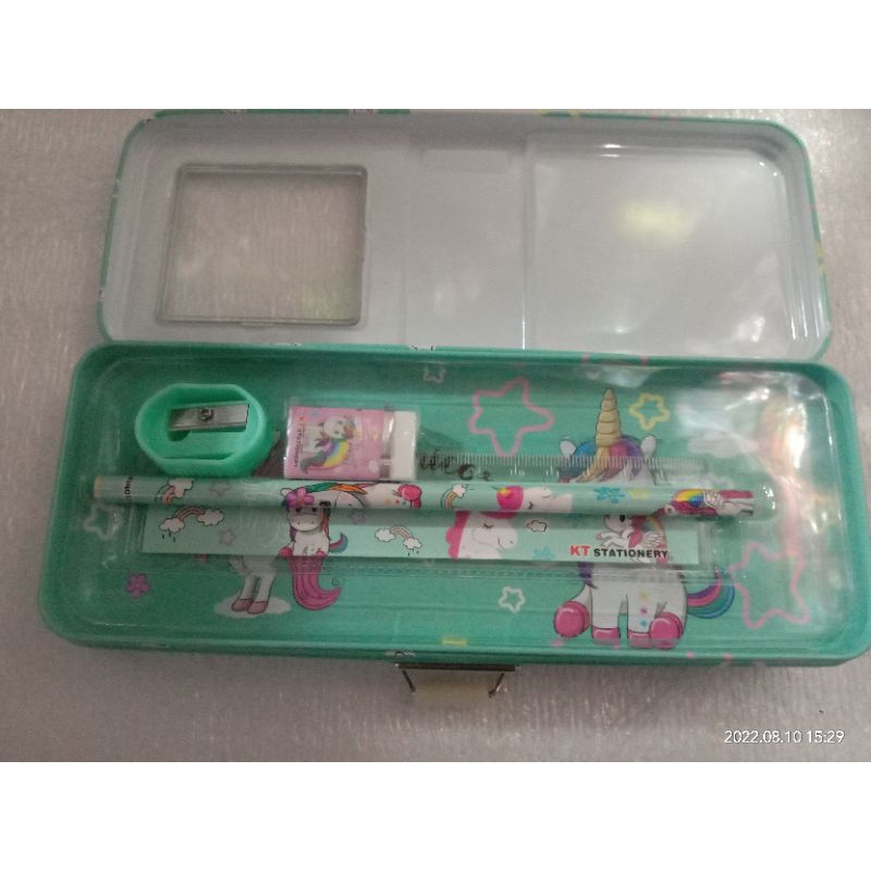

Tempat Pensil Kaleng | Tempat Pensil Anak Karakter | Tempat Pensil 1 Set Di Dalam Terdapat Alat Tulis | ATK